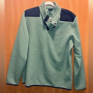 Vineyard vines fleece
